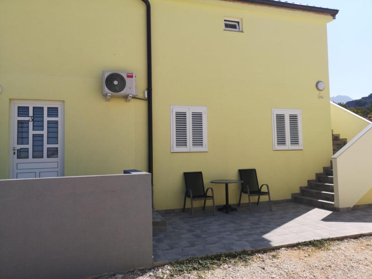 Apartmani Verica Karlobag Kültér fotó