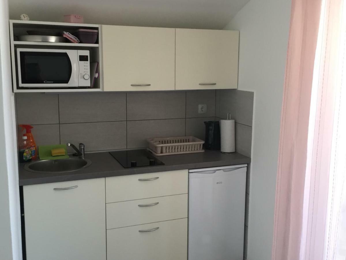 Apartmani Verica Karlobag Kültér fotó