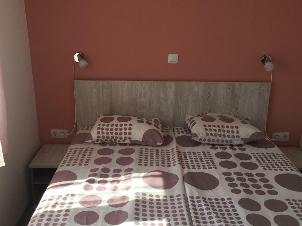 Apartmani Verica Karlobag Kültér fotó