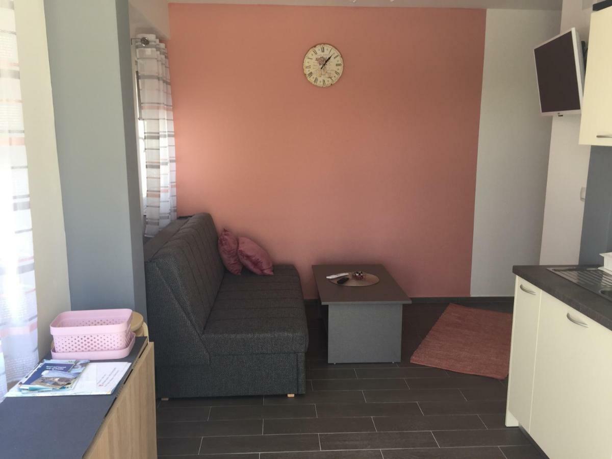 Apartmani Verica Karlobag Kültér fotó